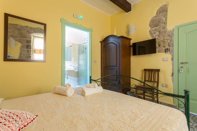Madalen Guest House 보사 외부 사진
